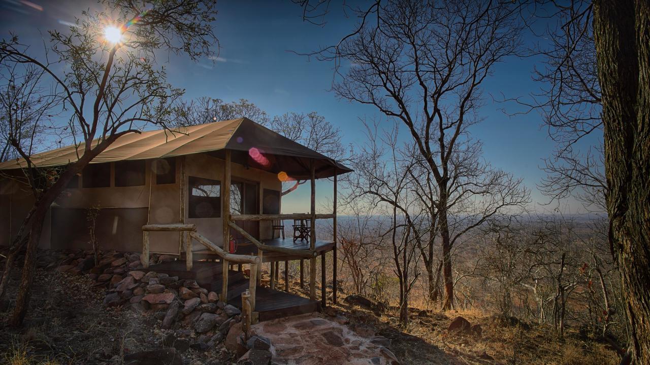 Ghoha Hills Savuti Lodge Exterior photo